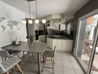  Maison � vendre 6 pi�ces 195 m�