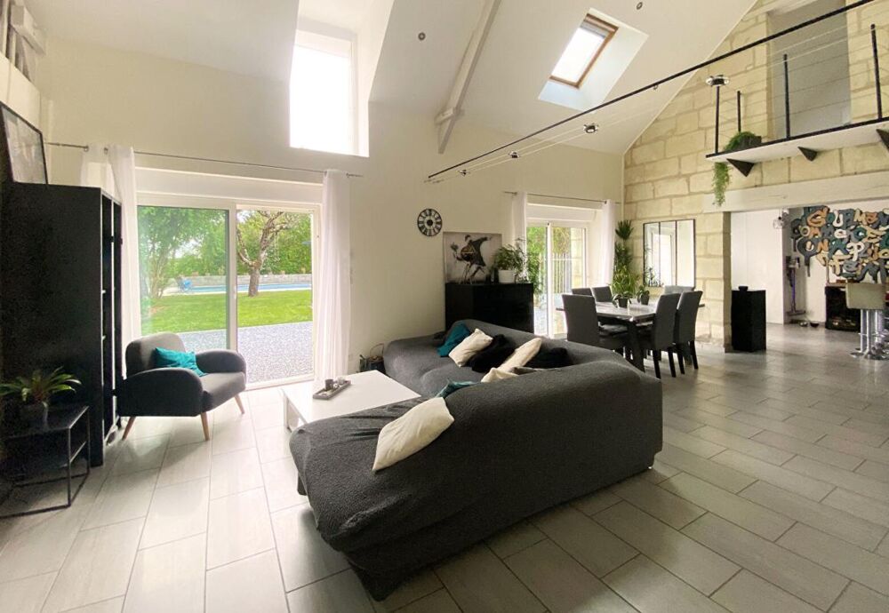 Varennes Sur Loire 49730 - Maison familiale de 145 m2 avec piscine et dépendance