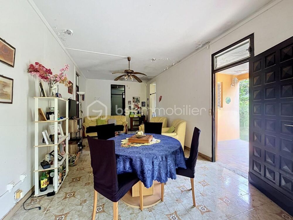 Vente Maison À RÉNOVER ! Maison individuelle 4 chambres sur 857 m² de terrain arboré – Petit-Canal Petit canal