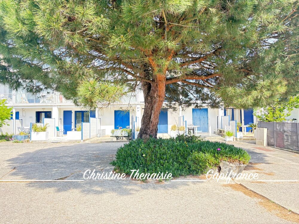 Appartement DUPLEX au coeur de Croix de Vie 2 pièces avec Terrasse et emplacement parking à 150 m. de la gare SAINT GILLES CROIX
