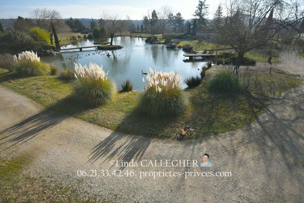 à vendre  Propriété/château Uzès (30700)
