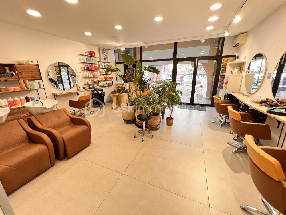   SALON DE COIFFURE - FOND DE COMMERCE 