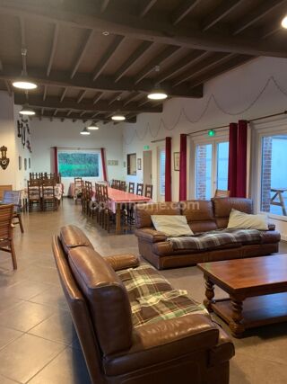  Proprit/chteau  vendre 8 pices 300 m