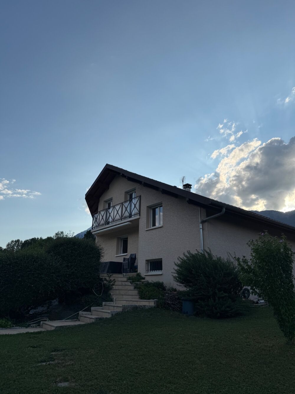 Vente Maison Maison familiale avec piscine - Un cadre de vie idéal - Verrens arvey