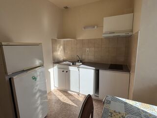  Appartement à louer 1 pièce 27 m²