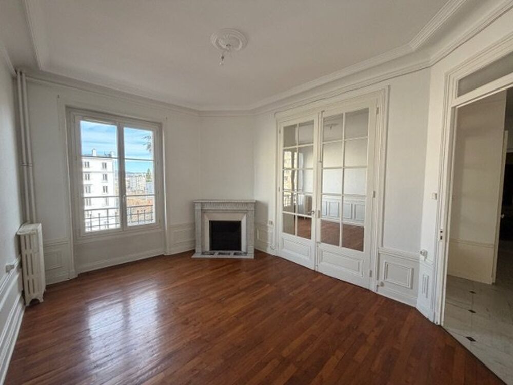 Vente Appartement À VENDRE – Superbe appartement de caractère à Saint-Étienne Saint etienne