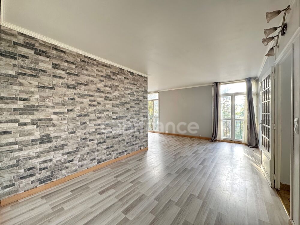 Vente Appartement Appartement à vendre, 5 pièces, de 86 m² pour une famille qui aime l'espace ou pour un bel investissement locatif Ris orangis
