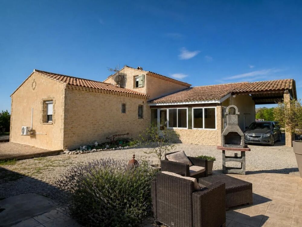 Ensemble immobilier avec appartement indépendant - 210 M²