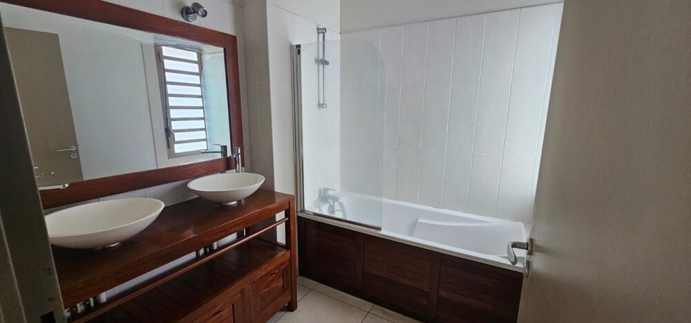 Vente Appartement Appartement à vendre 3 pièces LA BRETAGNE (974) La bretagne