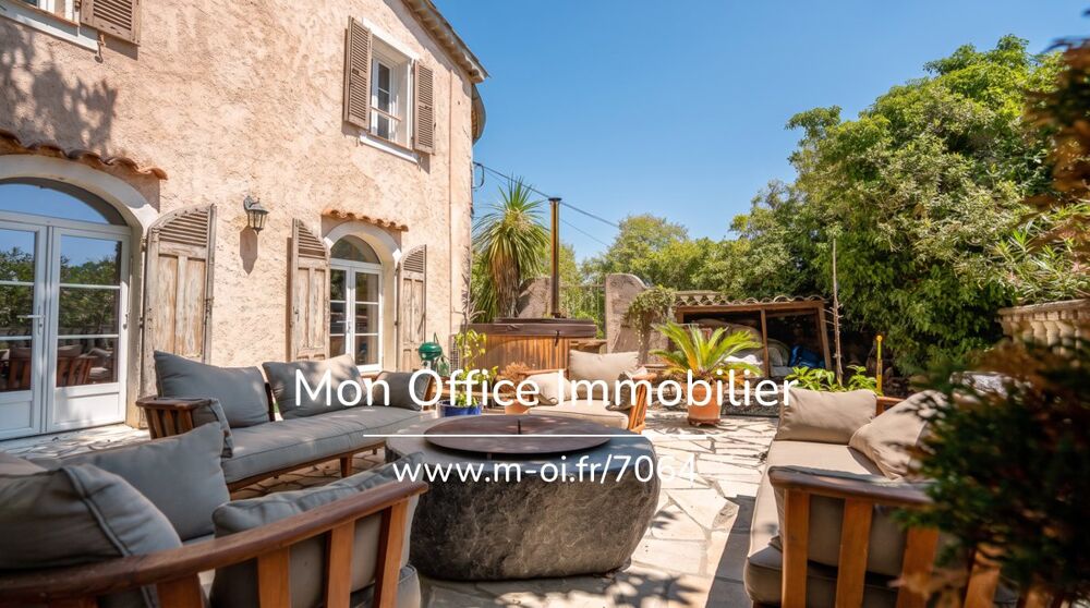 Maison 5 pièces 150 m² · à Grimaud · 150 m² · 998 000 €