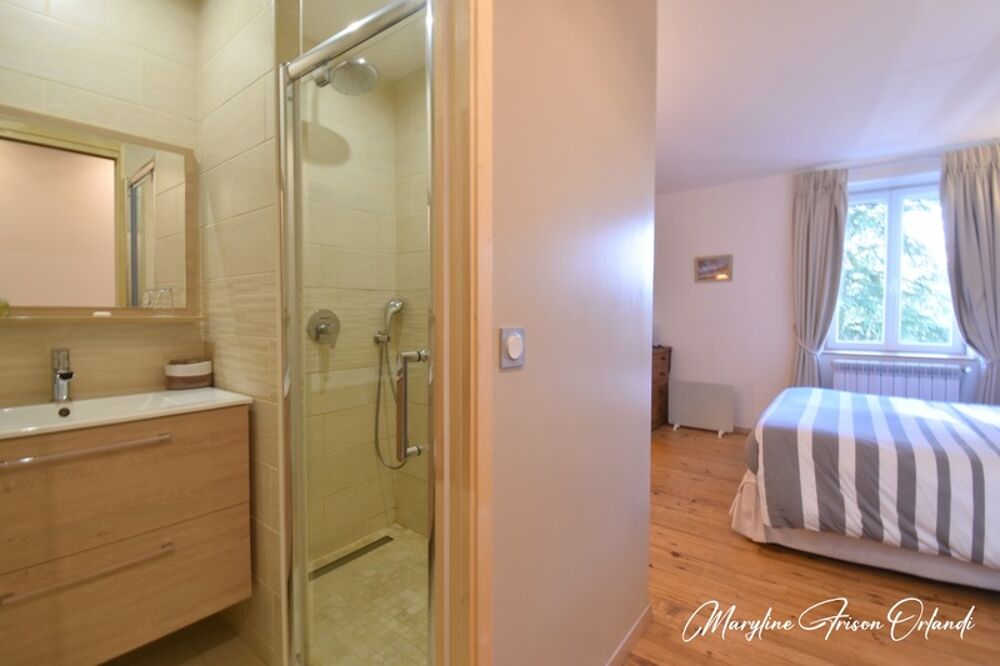 � vendre  Propri�t�/ch�teau Les Aveni�res (38630)