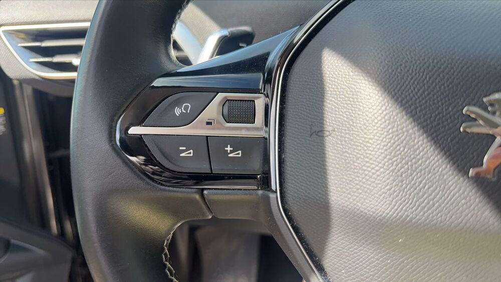 3008 1.6 THP 225 Hybrid e-EAT8 Allure - Automatique Entretien con 2021 occasion 37230 Fondettes