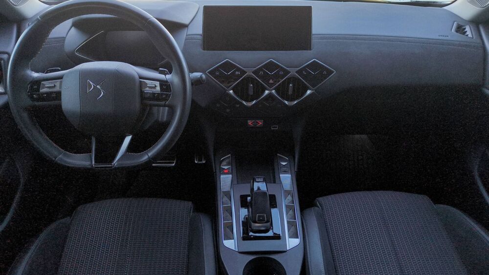 DS3 1.2 THP PureTech 131 EAT8 Performance Line + - Automatique E 2023 occasion 20620 Biguglia