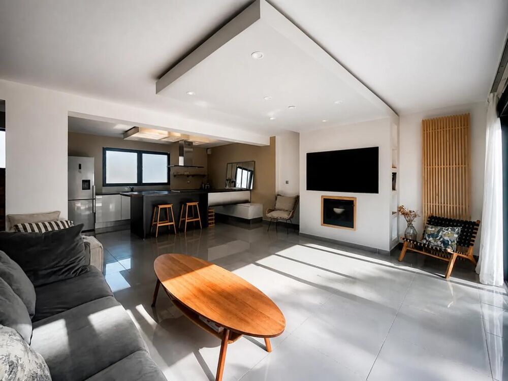 Vente Maison Maison de 6 pièces de 157 m² + sous-sol de 60 m2 à Marly-le-Roi Marly le roi