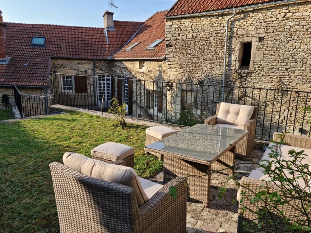 Propriété à vendre 10 pièces, Flavigny-sur-Ozerain (21)