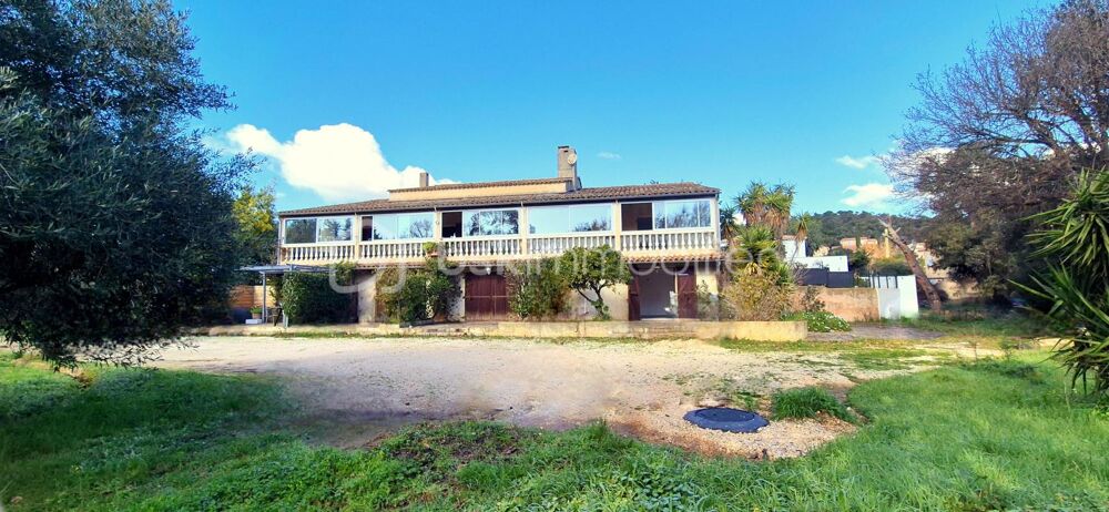  vendre  Proprit/chteau Bormes-les-Mimosas (83230)