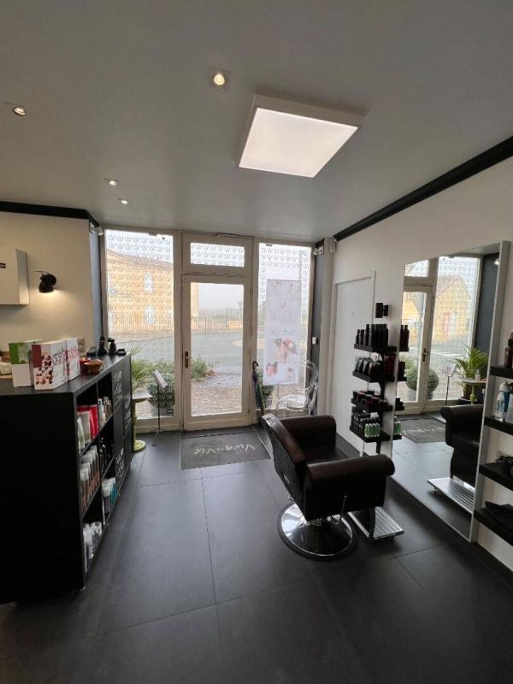   Secteur LIBOURNE - SALON DE COIFFURE 3 POSTES 