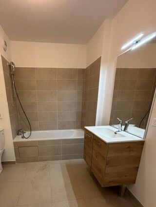  Appartement à louer 2 pièces 40 m²