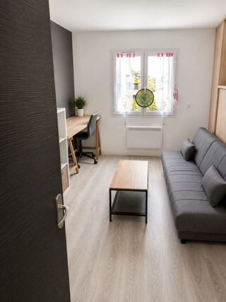  Appartement à louer 1 pièce 11 m²