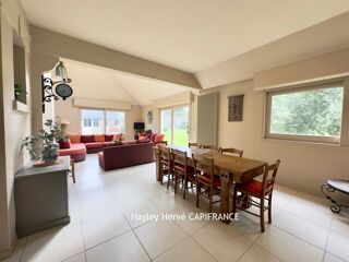 Maison � vendre 9 pi�ces 180 m�