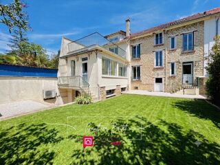  Maison à vendre 10 pièces 235 m²