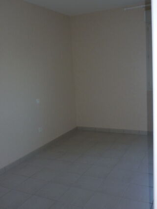  Appartement à louer 2 pièces 37 m²