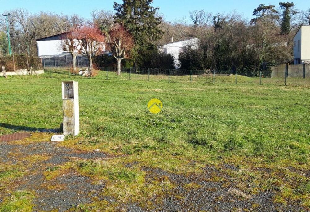 Vente Terrain TERRAIN CONSTRUCTIBLE 908 M2 Charost
