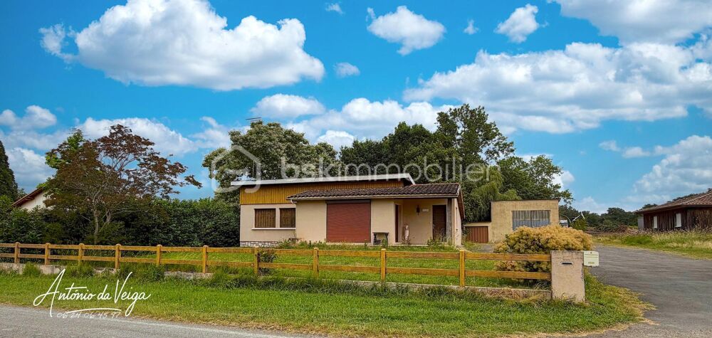 ? Maison de campagne  3 chambres, dépendances, double garage et terrain constructible denviron 3 233 m²