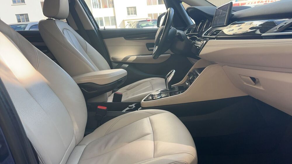 Serie 2 220d 190 Steptronic8 Luxury 2018 occasion 69200 Venissieux