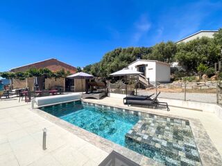  Villa à vendre 10 pièces 266 m²