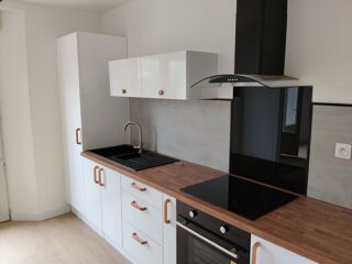  Appartement à louer 3 pièces 65 m²
