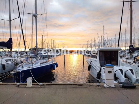 GARD (30) LE-GRAU-DU-ROI (30) à vendre fonds de commerce de restaurant Emplacement n°1 Port Camargue 90 couverts 210000 30240 Le grau du roi