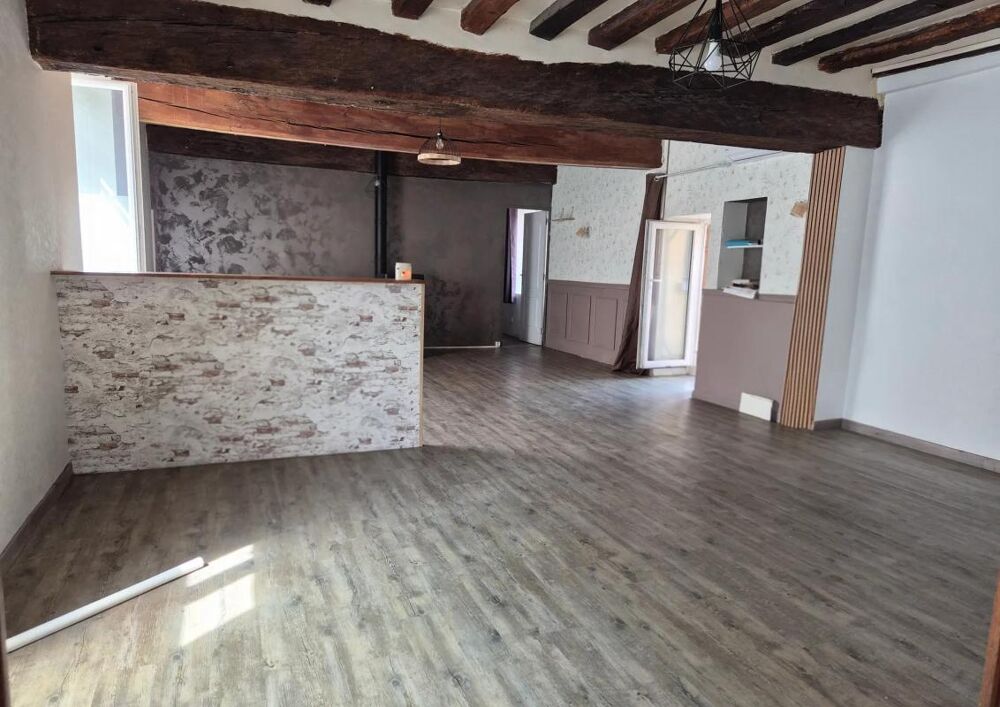 Maison de 6 pièces de 188 m² à Courcelles-la-Forêt