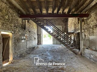  Remise / Grange à vendre 140 m²