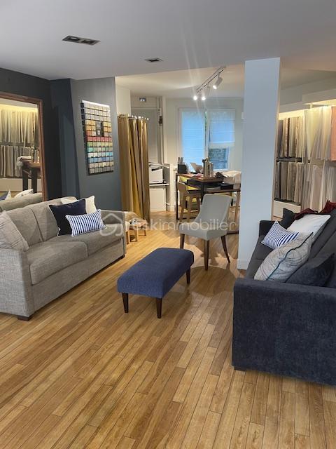 Droit au bail D' un grand local de 89 m² avec sous sol d 35 m² 99000 92100 Boulogne billancourt