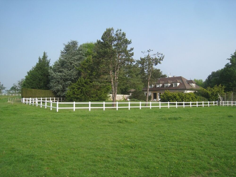 � vendre  Propri�t�/ch�teau Le Plantay (01330)