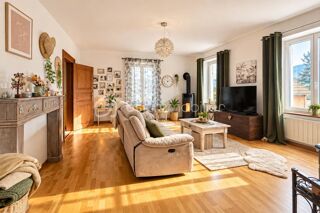  Propriété/château à vendre 8 pièces 220 m²