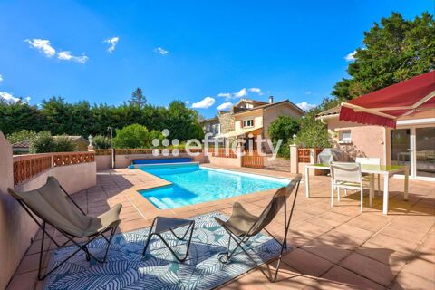   Villa Villa - 7 pièce(s) - 158 m²
