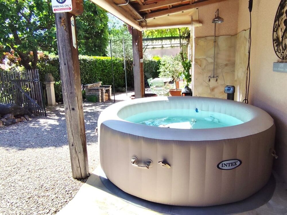 NANS LES PINS (VAR) NOUVEAUTE !!! En résidence sécurisée Villa 110m² (103m²loi carrez) avec jardin 400m² et parkings