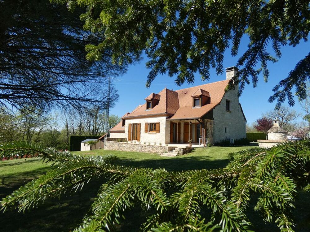 Périgourdine en parfait état - prestations haut de gamme - 4 chambres