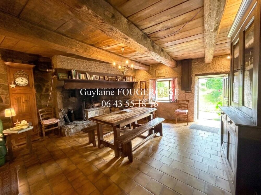 Maison Saint Antheme 6 pièce(s) 100 m2
