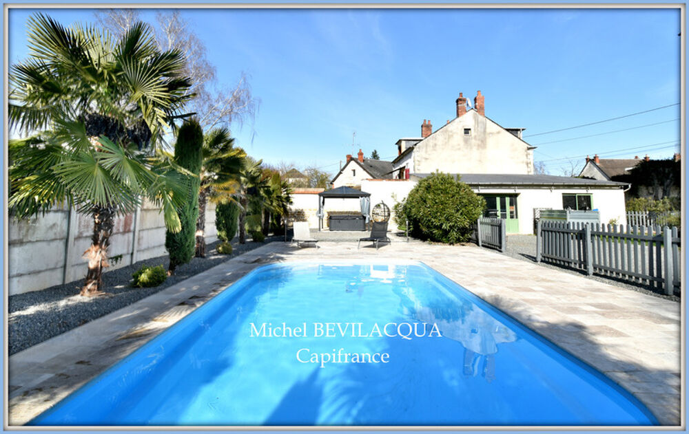 NEVERS (58), Propriété de charme 12 pièces, 265 m² habitables, 8 chambres, grandes annexes, piscine, terrain 1100 m²