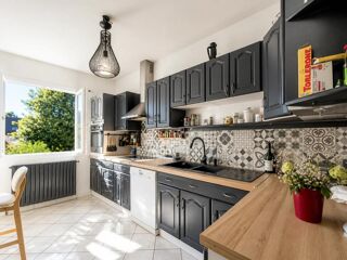 Vente Maison ÉPINAY-SUR-ORGE – SECTEUR LA TERRASSE / CENTRE-VILLE – MAISON DE CHARME AVEC JARDIN ARBORÉ, GARAGE ET COMBLES AMÉNAGÉS Epinay sur orge