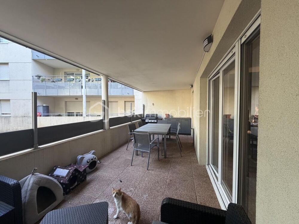Vente Appartement Superbe appartement 3 pièces rénové avec terrasses Nimes