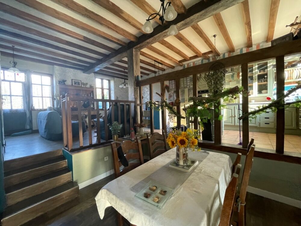 Maison de village 150m2 La Celle Dunoise 149000€!