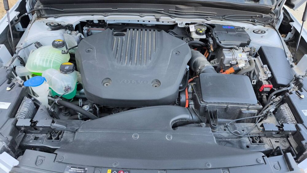 XC40 1.5 T5 TWE 262 Recharge DCT 7 R-Design 2021 occasion 20250 Corte