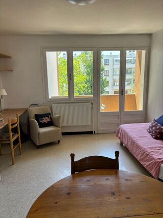  Appartement à louer 1 pièce 25 m²