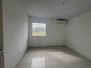  Appartement à louer 3 pièces 57 m²