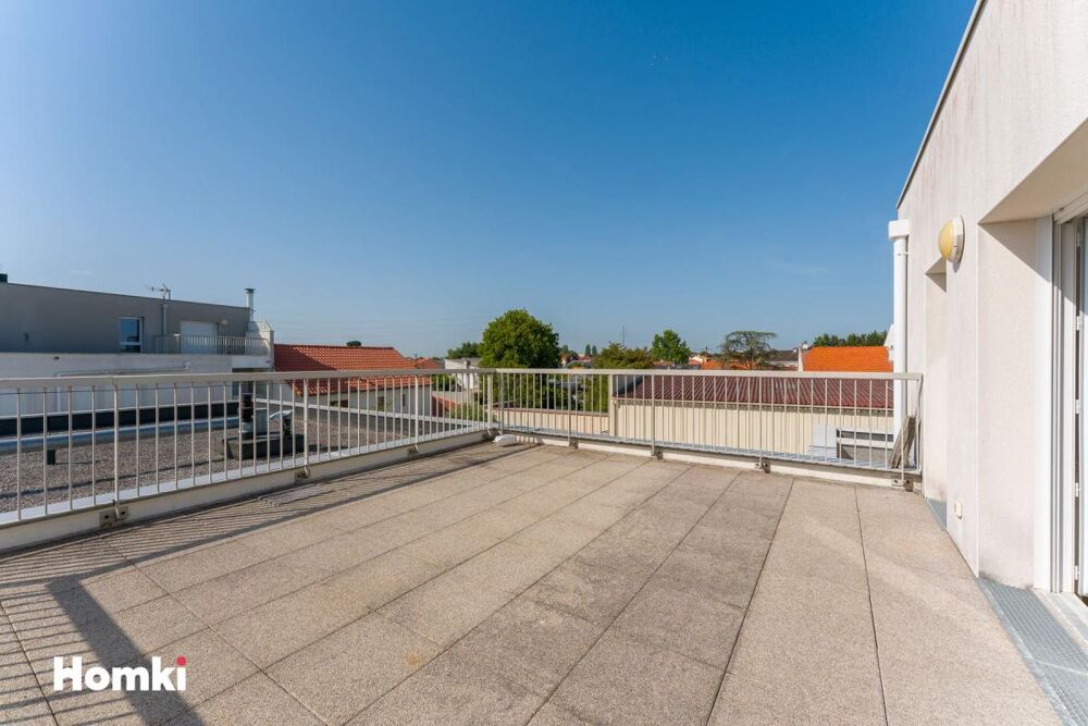 Duplex T2 avec terrasse de 30 m²  Dernier étage  Au calme d'une impasse à Rezé