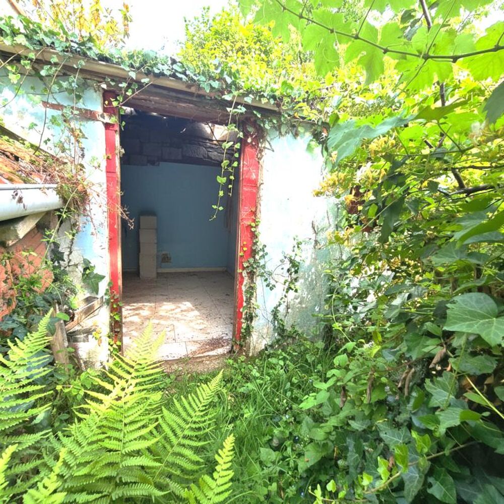 Vente Maison Maison 3 pièces à rénover au coeur du Plessis Tison Nantes